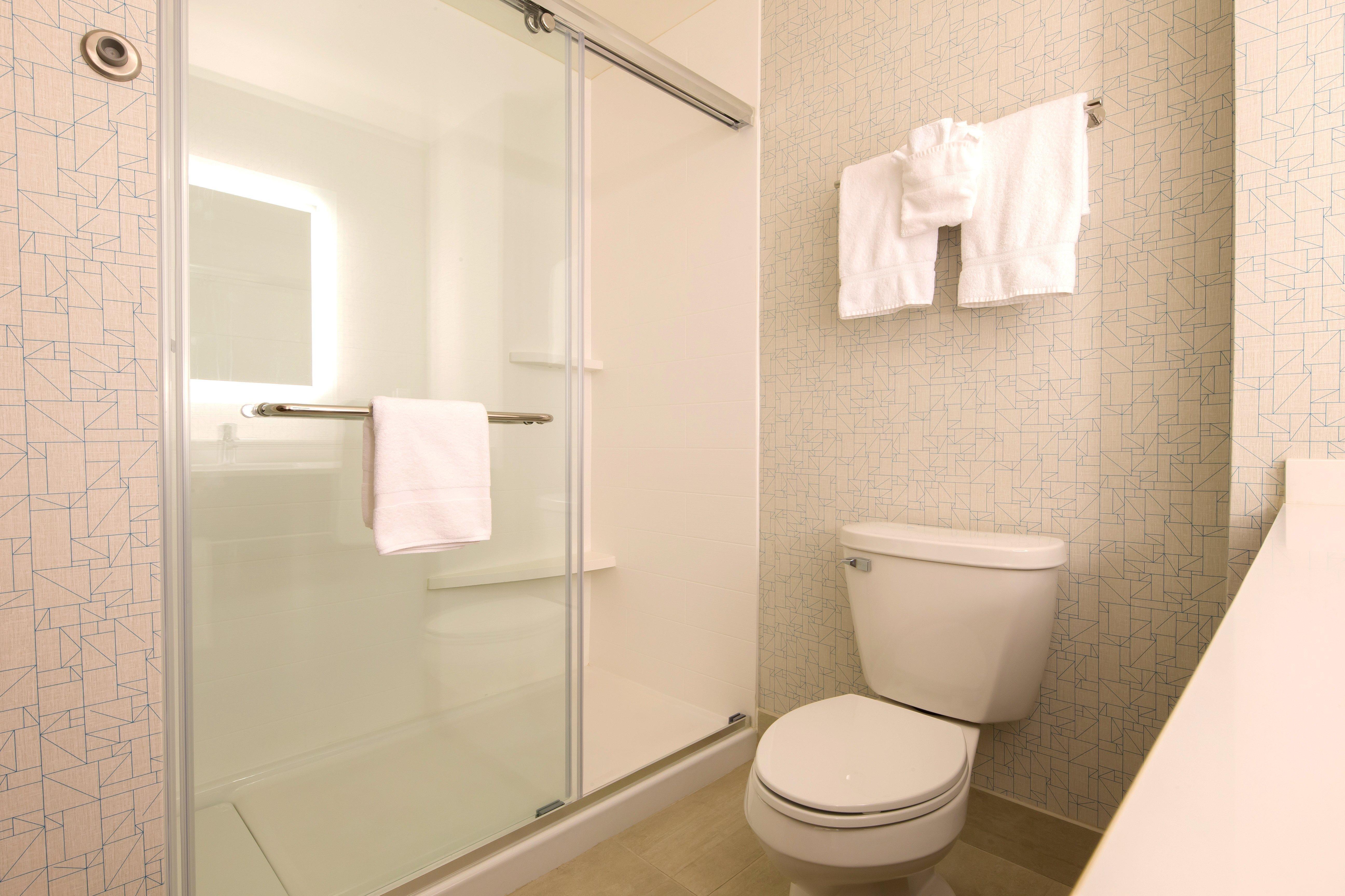 Holiday Inn Express & Suites Alpena - Downtown By Ihg Buitenkant foto