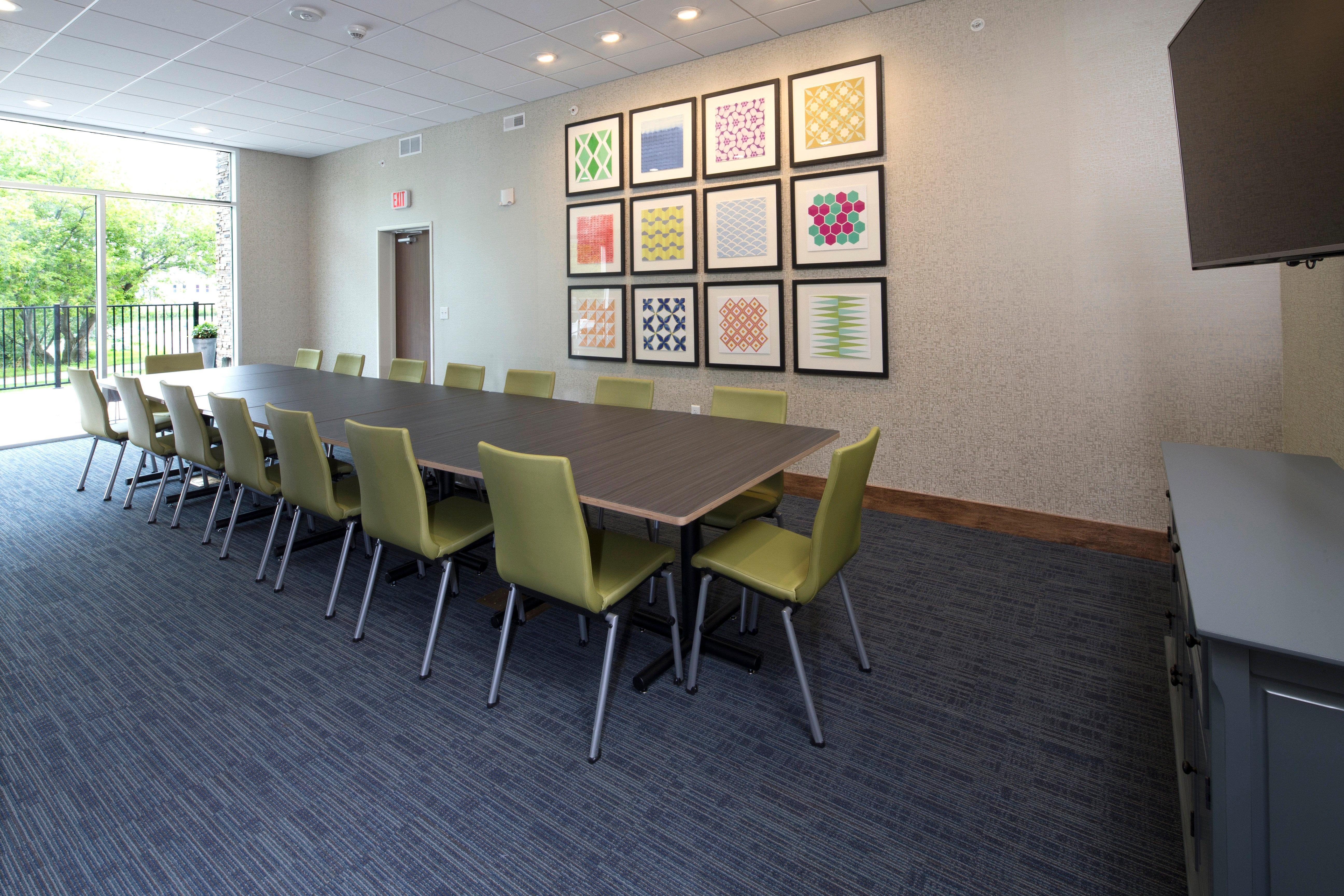 Holiday Inn Express & Suites Alpena - Downtown By Ihg Buitenkant foto