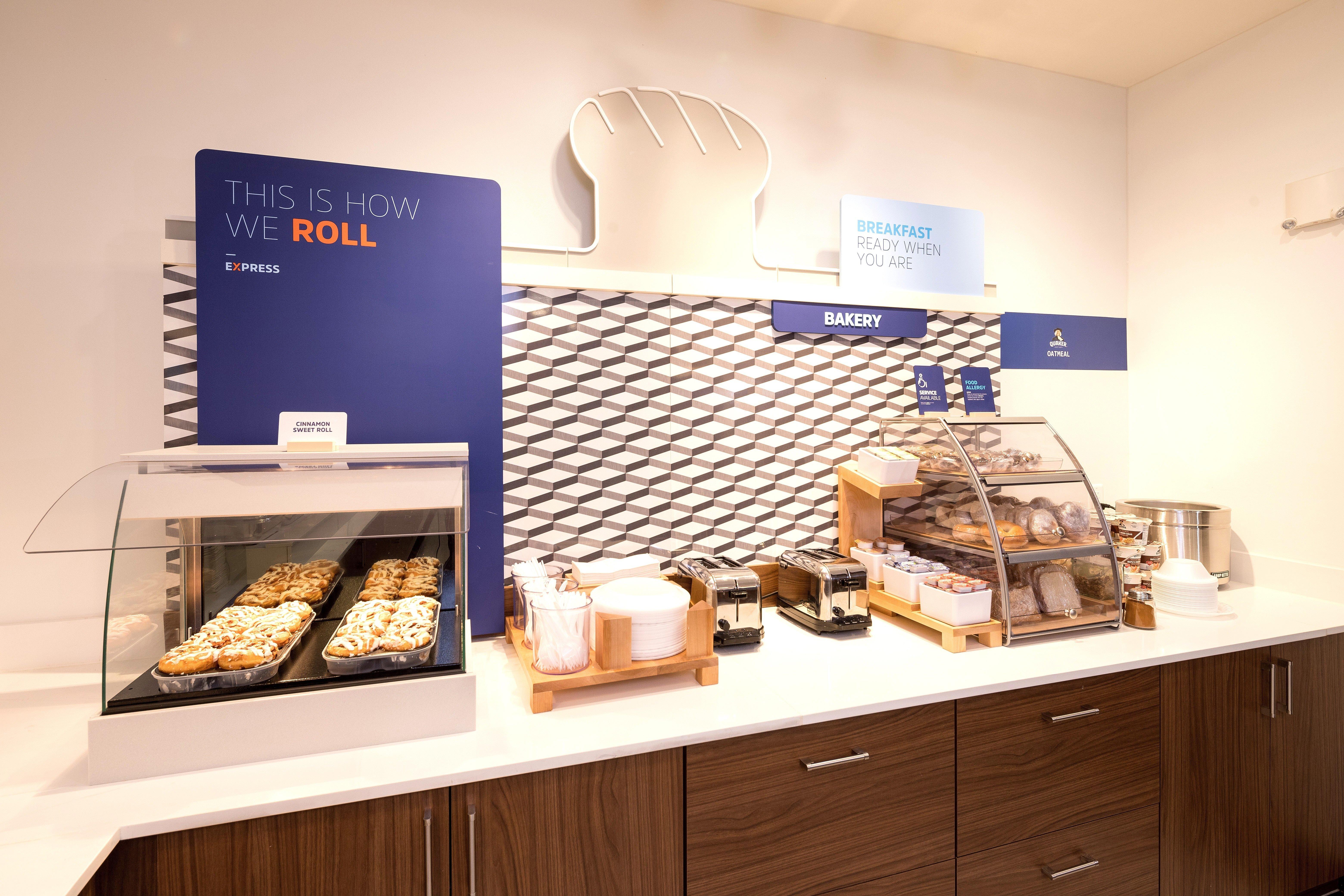 Holiday Inn Express & Suites Alpena - Downtown By Ihg Buitenkant foto