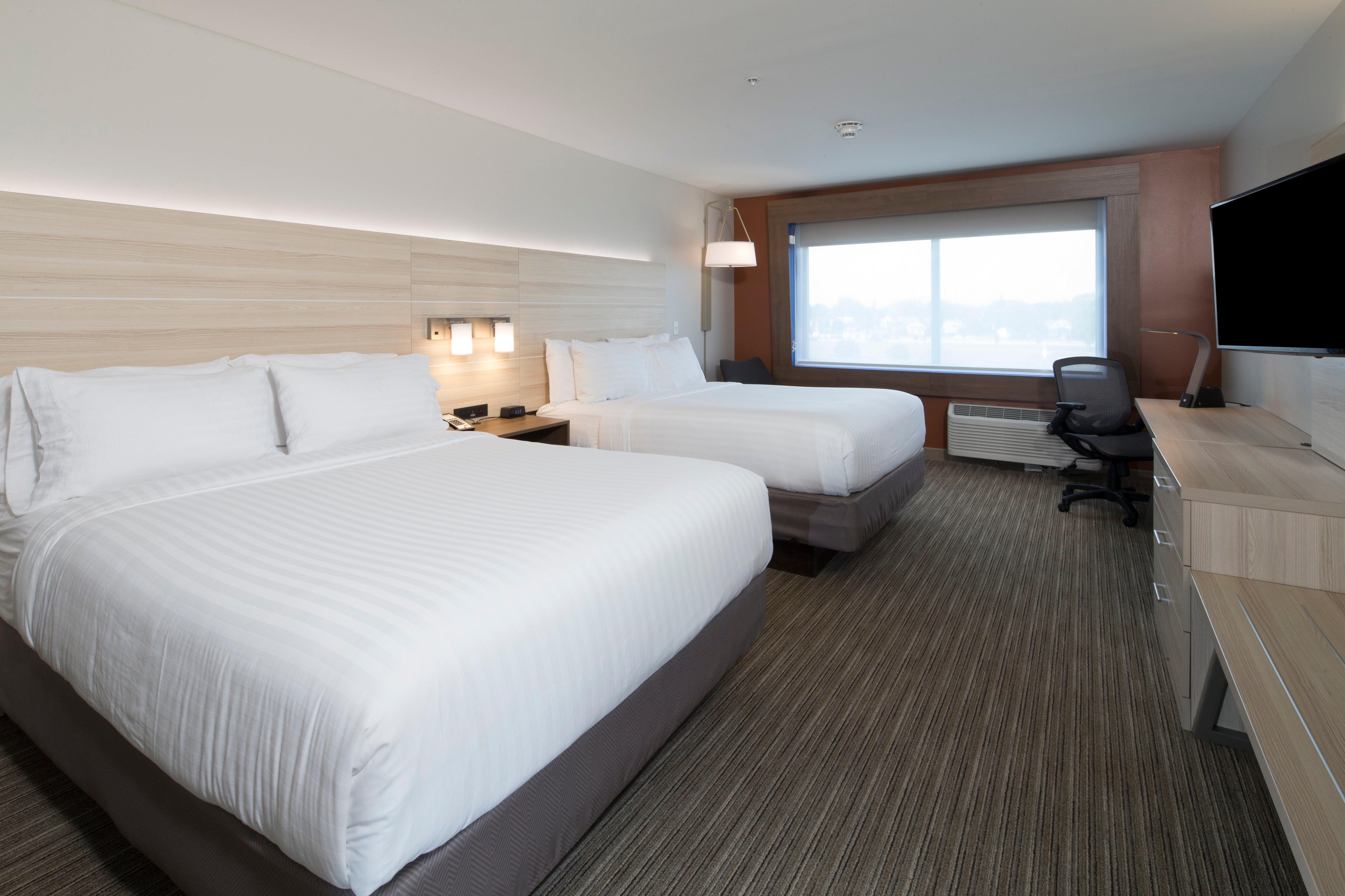 Holiday Inn Express & Suites Alpena - Downtown By Ihg Buitenkant foto