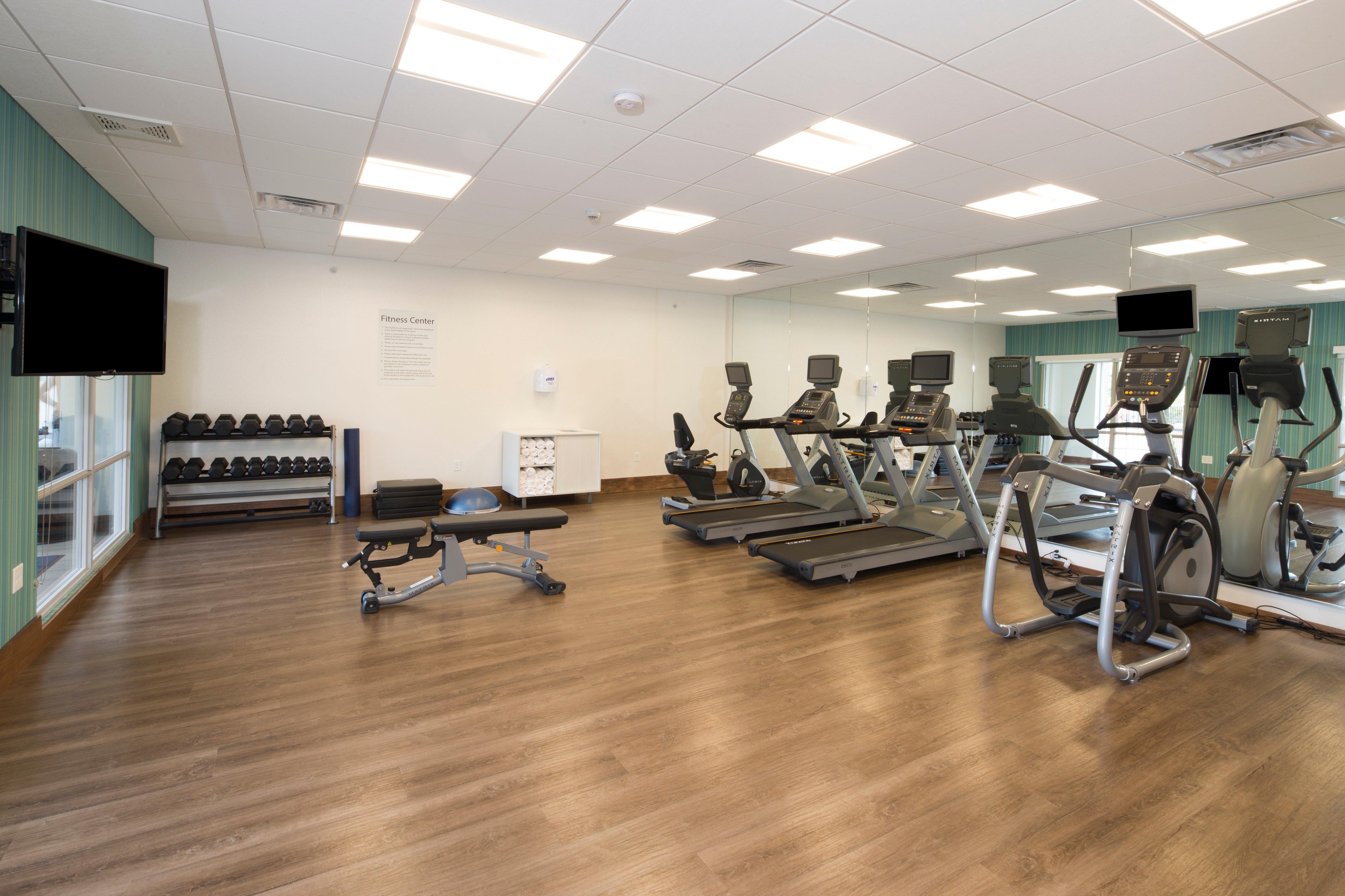 Holiday Inn Express & Suites Alpena - Downtown By Ihg Buitenkant foto